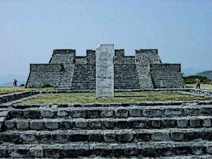 Aztecs Xochicalco Pyramids - Since religion was extremely important for the Aztecs, Aztec buildings made rich use of religious symbolism.